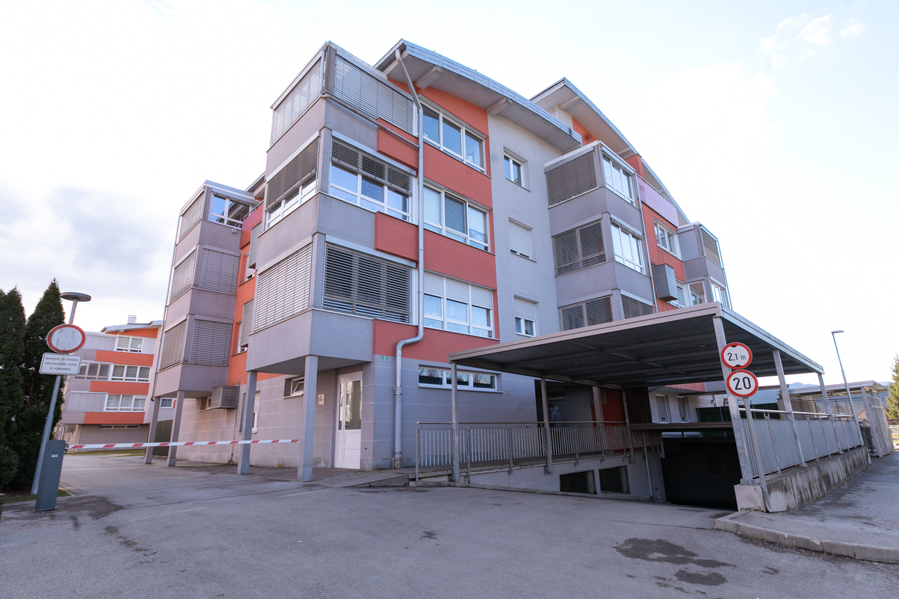 Stanovanjski blok - Marinovševa cesta 3
Ljubljana, 12.02.2022 
Foto: Aleš Beno